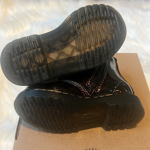 NIB New Dr Martens 1460 T Black Lightshow, 7 - Picture 9 of 10